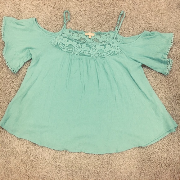Takara Tops - Takara Cold Shoulder Blouse